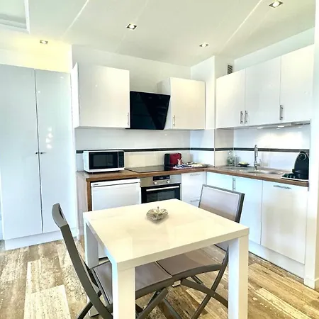 Grand Croisette, By Welcome To *